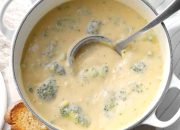 Easy Cheesy Broccoli Soup Recipe